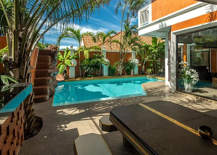 Tucheland Luxury Pool Villa Pattaya Walking Street 7 Bedrooms